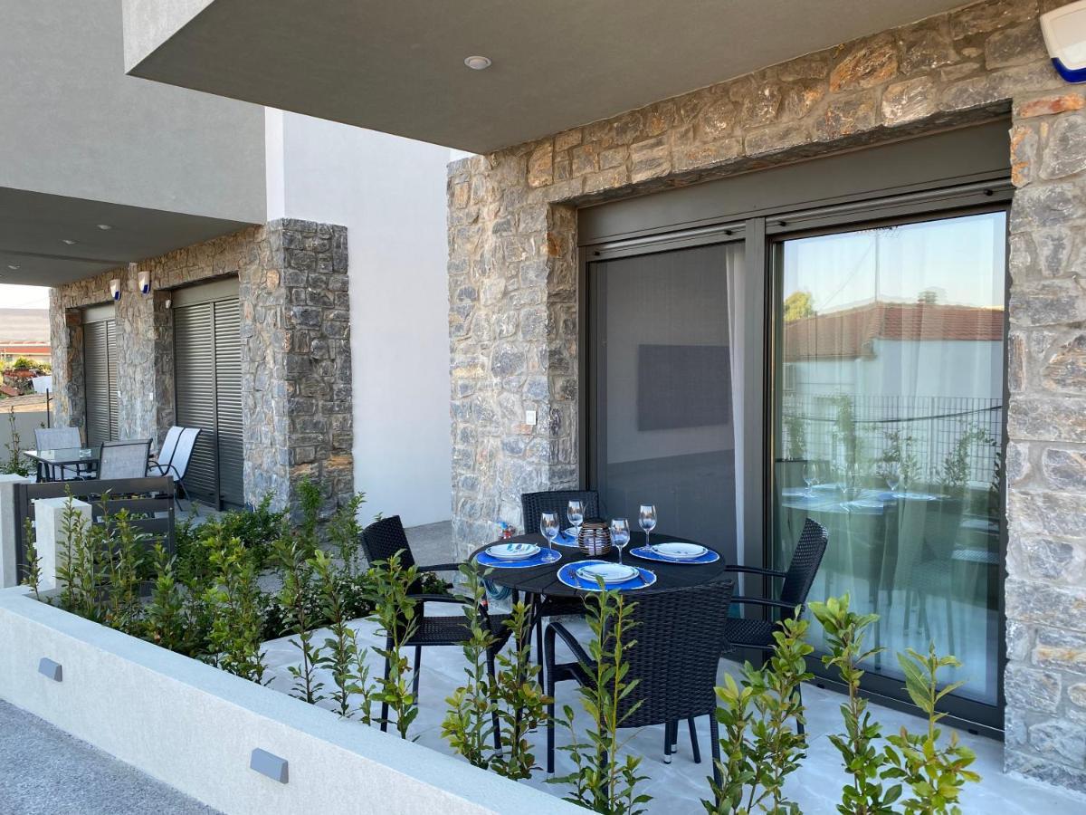 Olea Luxury Apartments Никити Екстериор снимка
