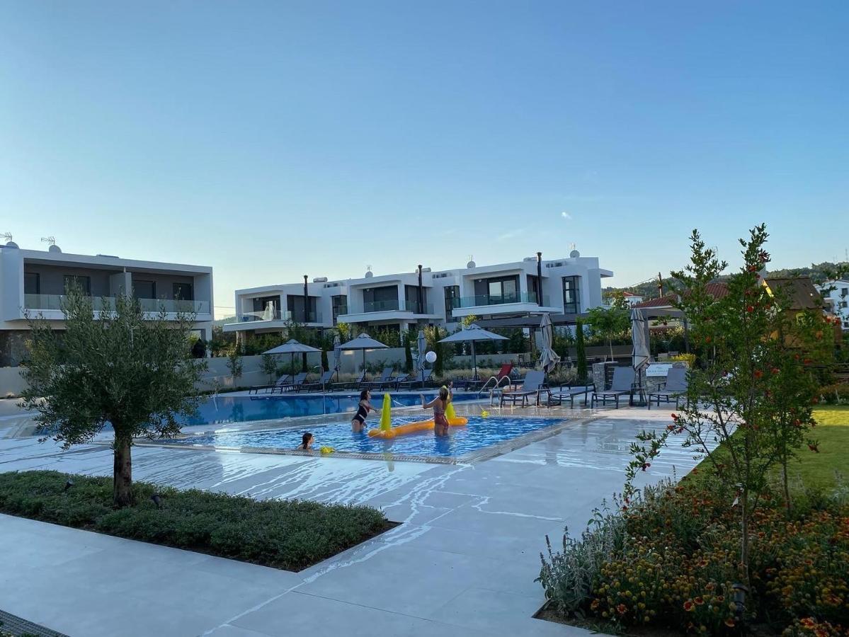 Olea Luxury Apartments Никити Екстериор снимка